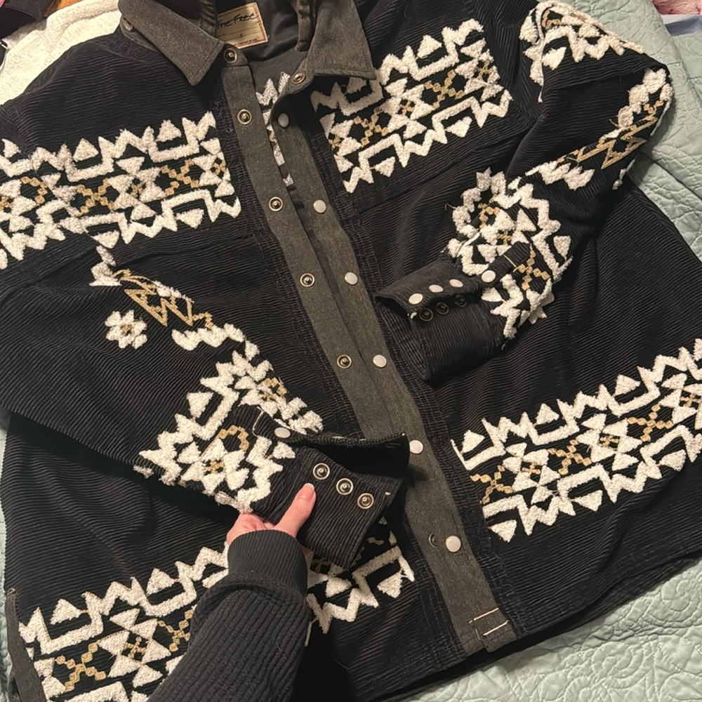 Free People / We The Free Cozy Up Embroidered Shirt Jacket - Size Small